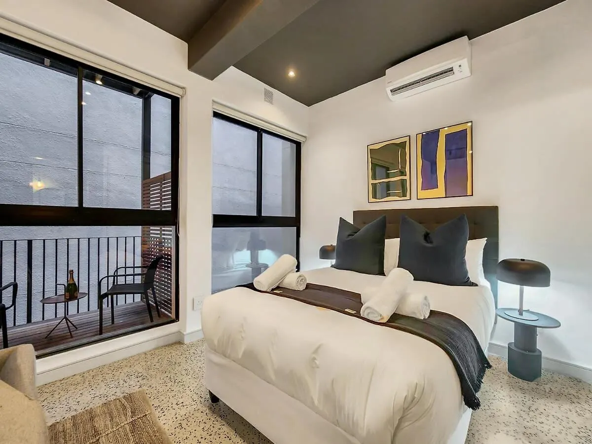 Spacious, Balcony, Rooftop Pool, Balcony, Ac Ciudad del Cabo 0*,  Sudáfrica