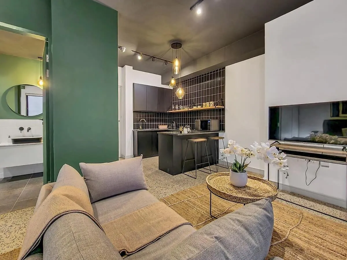Spacious, Balcony, Rooftop Pool, Balcony, Ac Le Cap Appartement